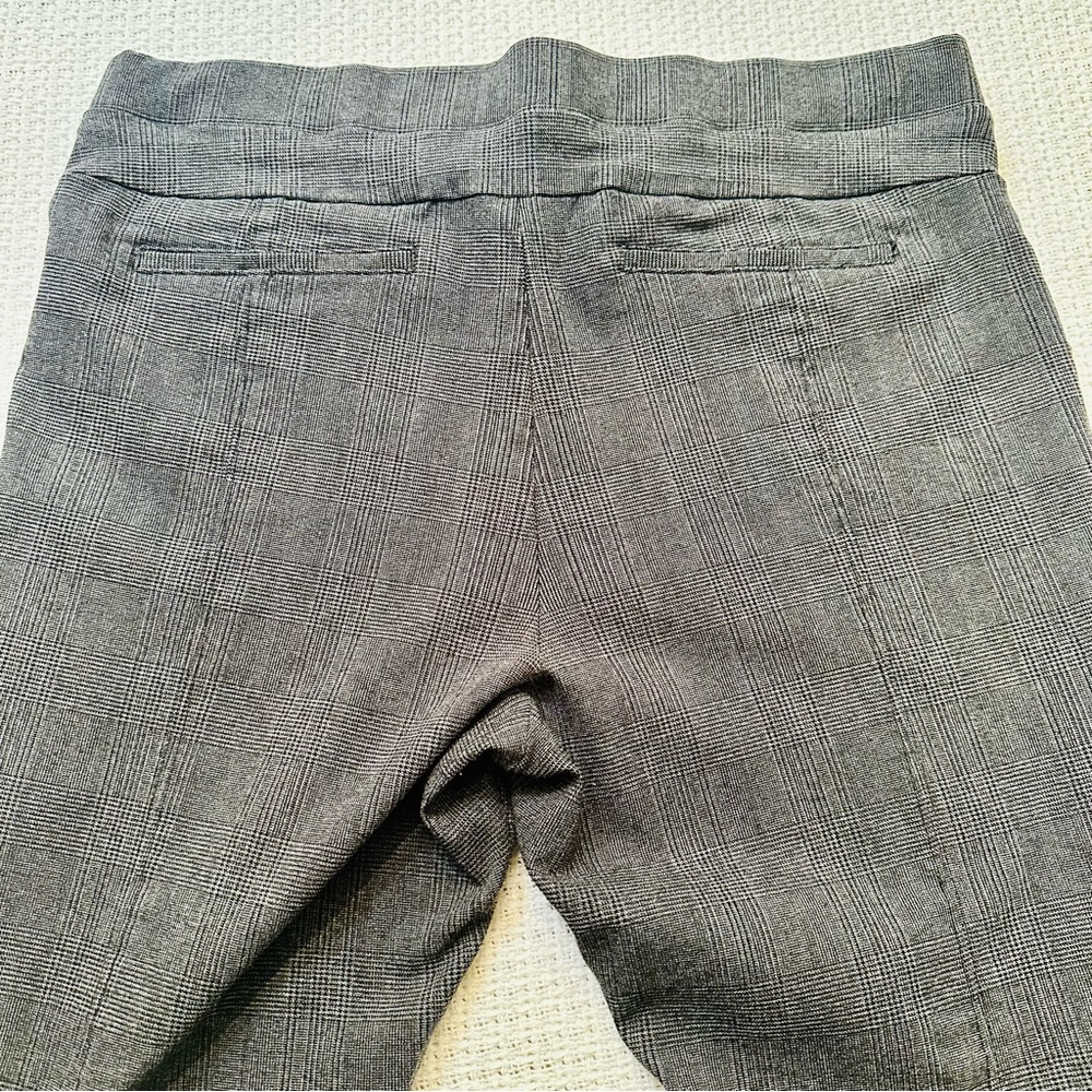 Simply Vera Vera Wang Dress Pants, Size XL, Grey/Black Striped - Picture 6 of 8